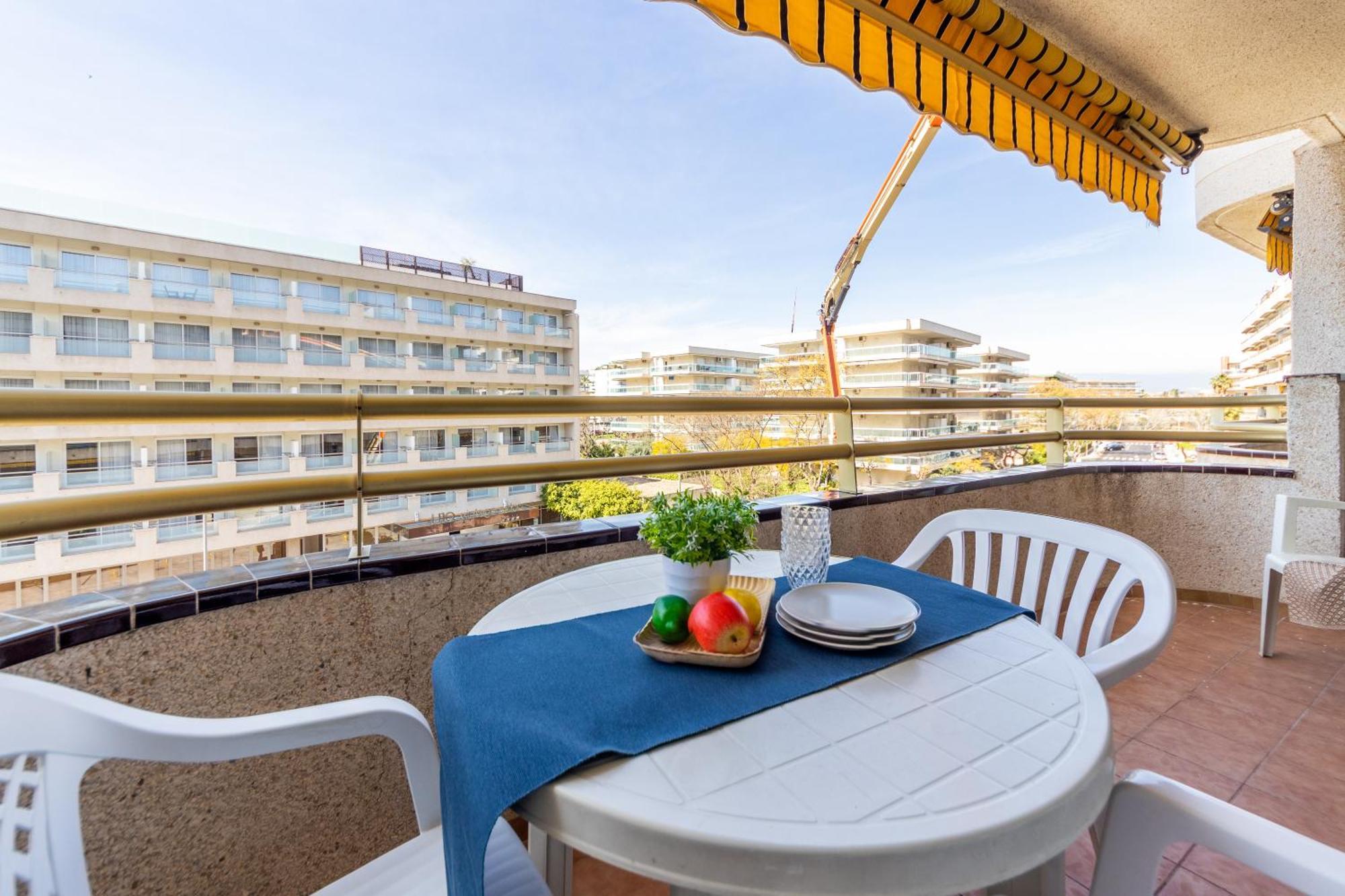 Apartamentos Cordoba Arysal Salou Exteriör bild