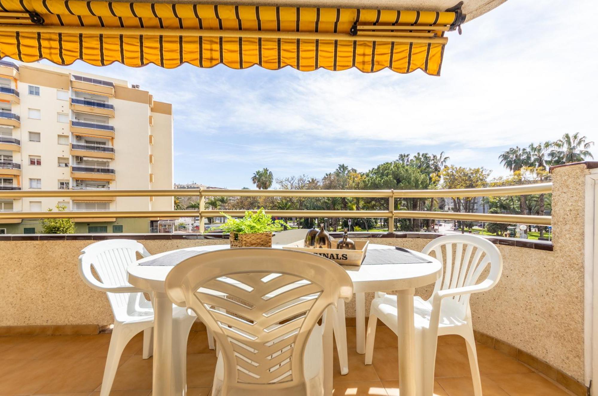 Apartamentos Cordoba Arysal Salou Exteriör bild